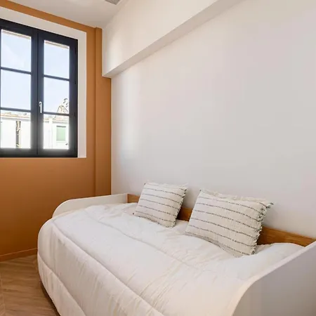 Ref 1993 - Center Renovated Cannes