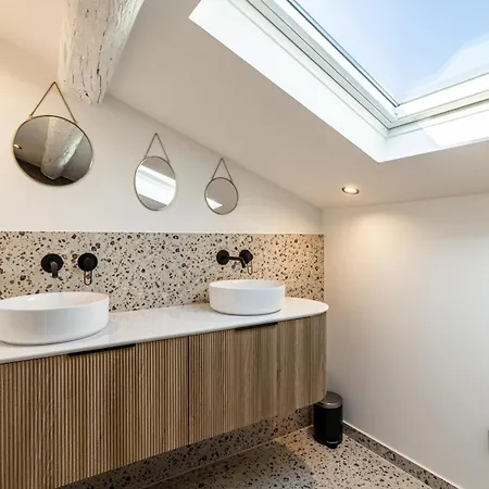 Ref 1993 - Center Renovated